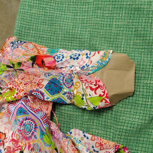 TOLANI GORGEOUS COLORFUL MIXED PRINTED TUNIC TOP with DETACHABLE SLIP SIZE SMALL - Picture 4 of 8